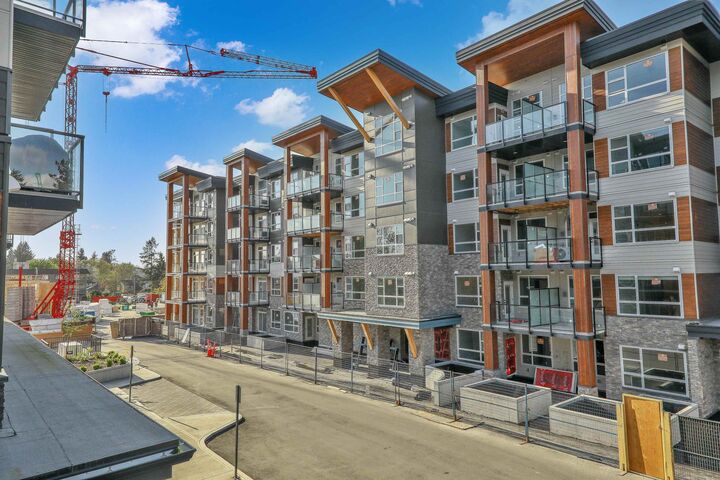12109 223 Street 201 — photo 1