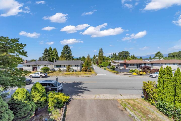 Property Photo: 970 Duthie Avenue BC V5A 2P8