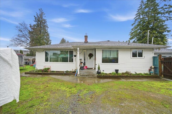 Property Photo: 12357 189A Street BC V3Y 2H3