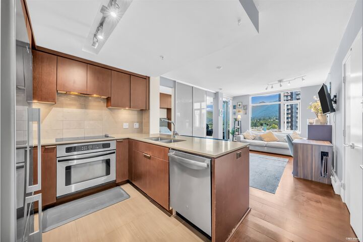 Property Photo: 158 W 13 Street 1301 BC V7M 0A7