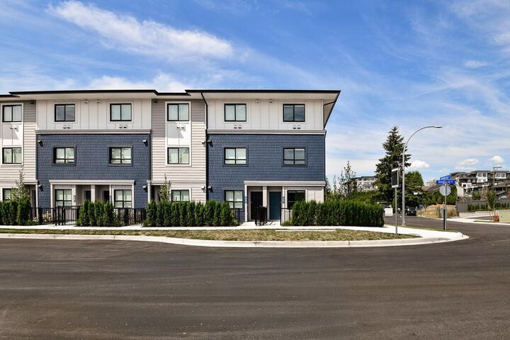 Property Photo: 33525 Kingston Avenue 19 BC V2S 0R6