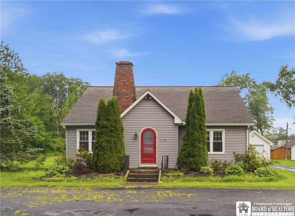 Property Photo: 5138 W Lake Road NY 14048