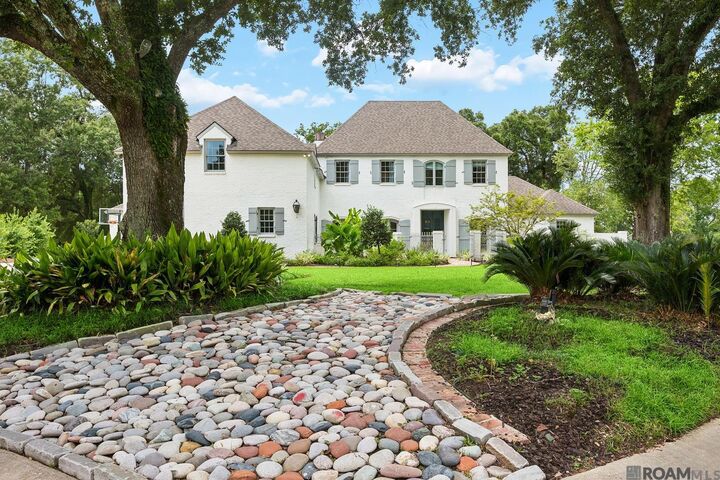Property Photo: 18211 S Mission Hills Ave LA 70810