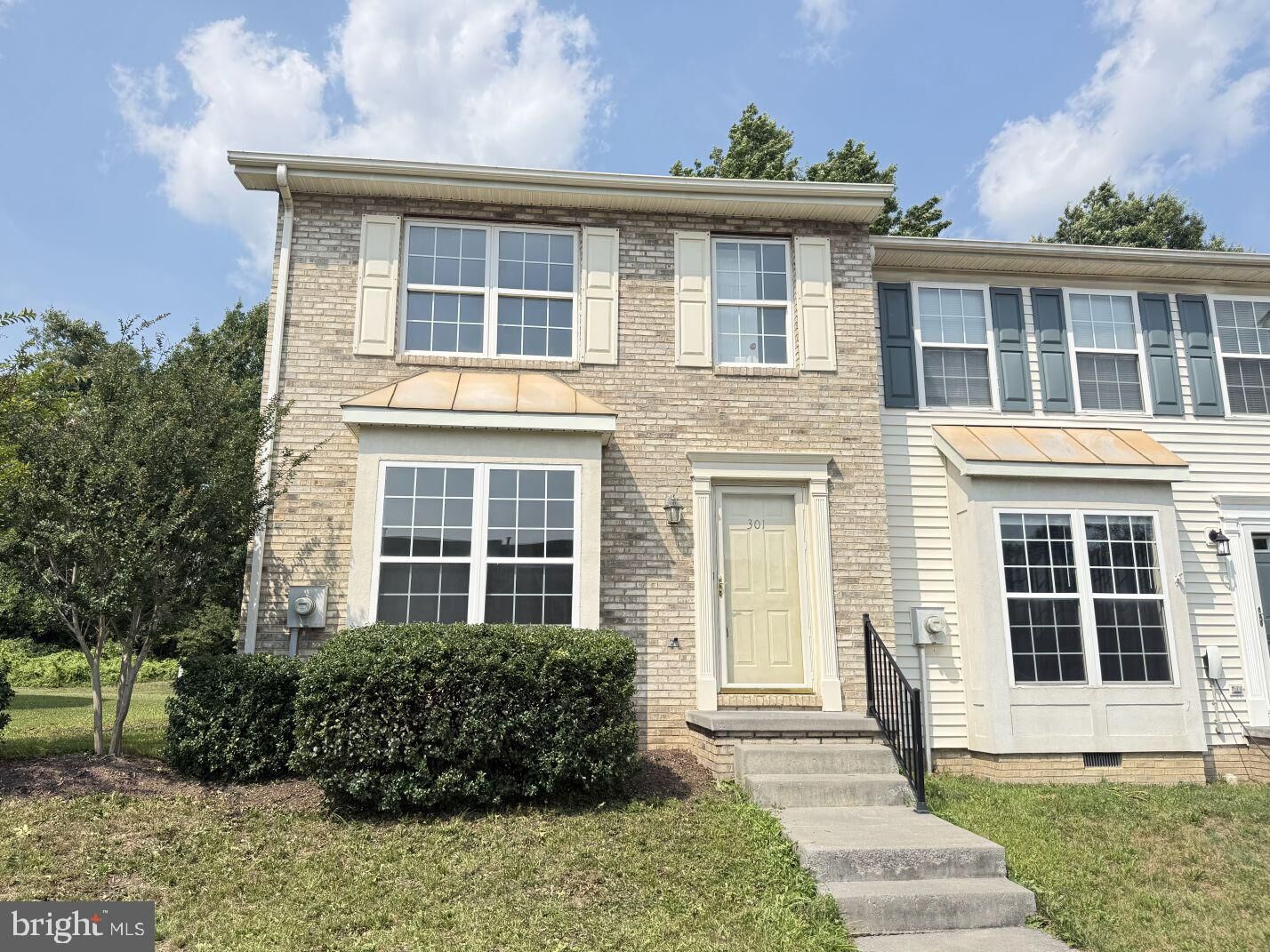 Property Photo: 301 Sutton Court VA 22601
