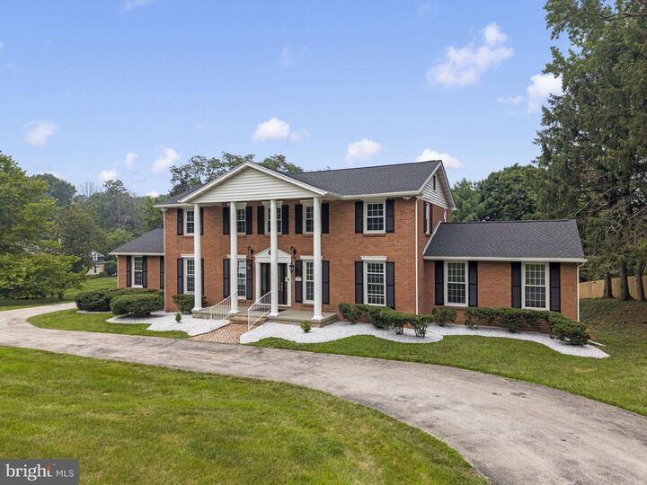 Property Photo: 1215 Club House Road PA 19035