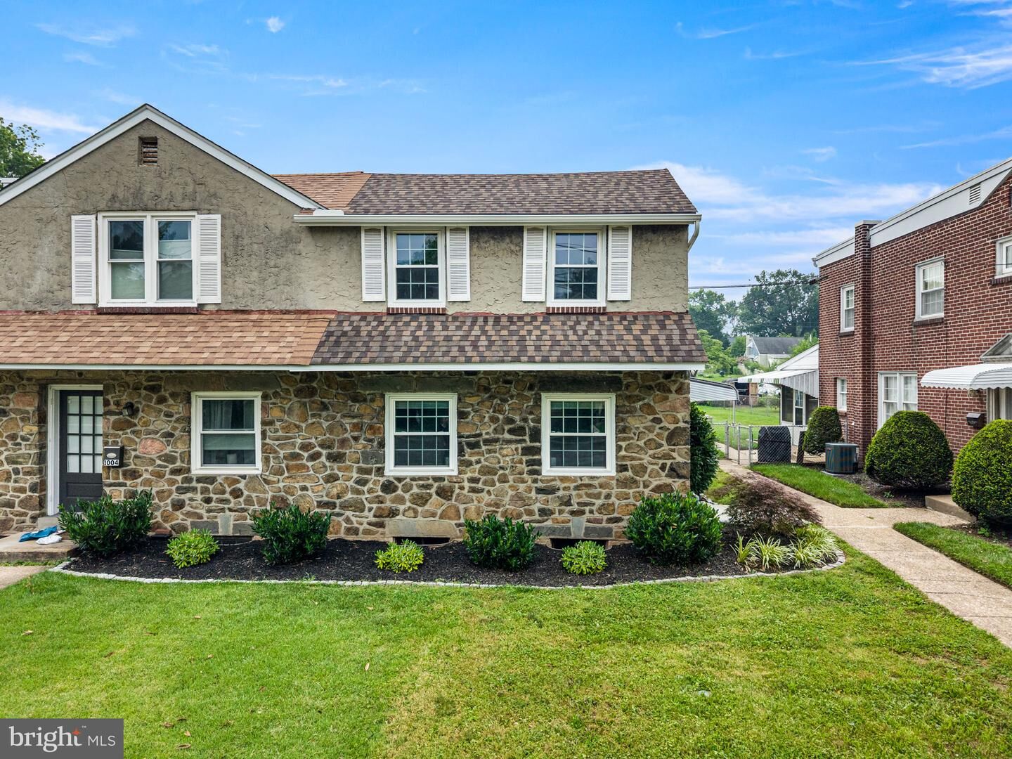 Property Photo:  1006 W Bridge Street  PA 19460 