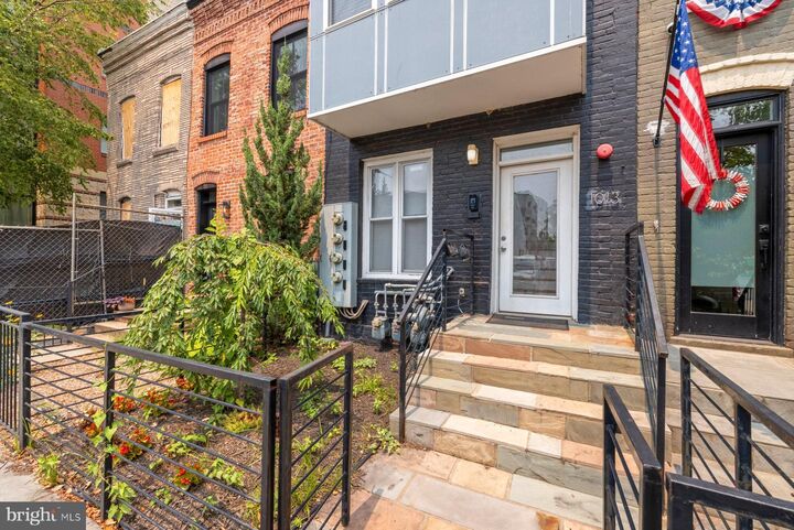 Property Photo: 1013 V Street NW 2 DC 20001