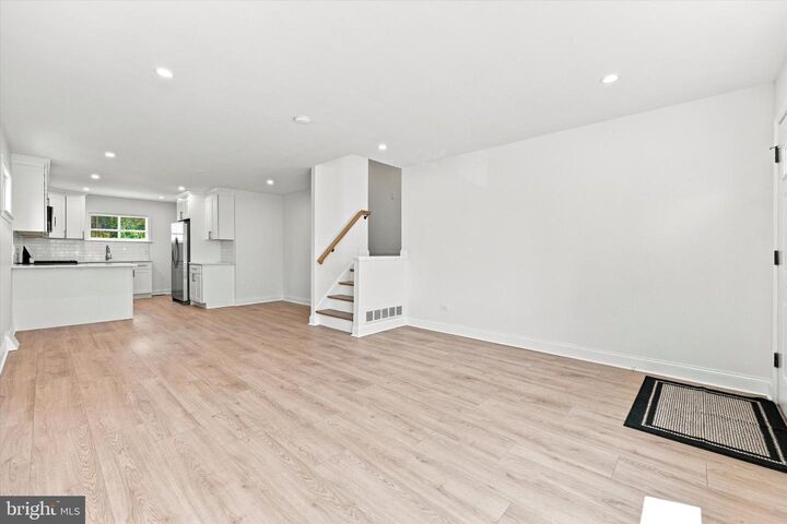 Property Photo: 152 Egerton Avenue PA 19038