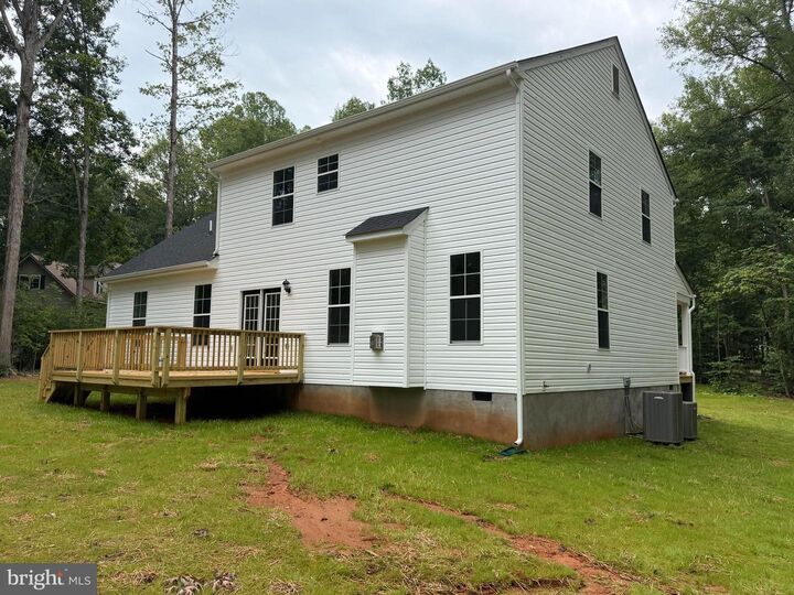 Property Photo: 72 Wendy Circle VA 23117