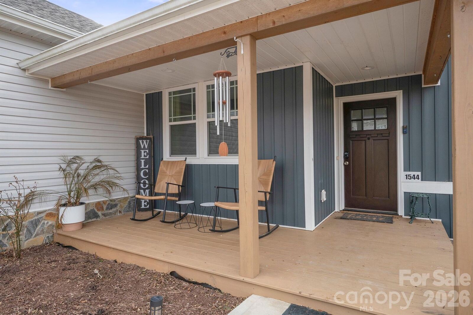 Property Photo:  1544 Farmington Hills Drive  NC 28613 