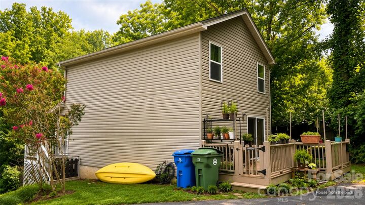 Property Photo: 18 Old West Chapel Road NC 28803