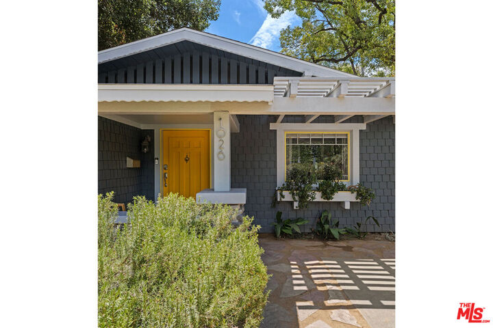 Property Photo:  1026 E Orange Grove Blvd  CA 91104 