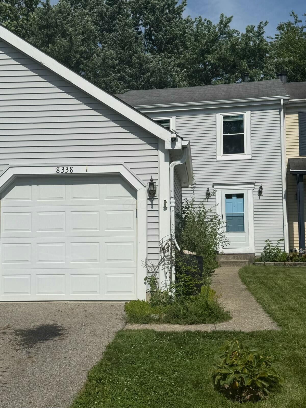 Property Photo:  8338 Cliffthorne Way  OH 43235 