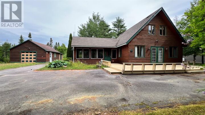 31 Terra Nova Road — photo 1