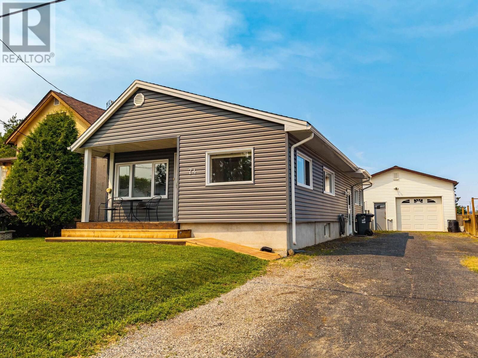 Property Photo: 74 Melvin Ave ON P7A 7C4