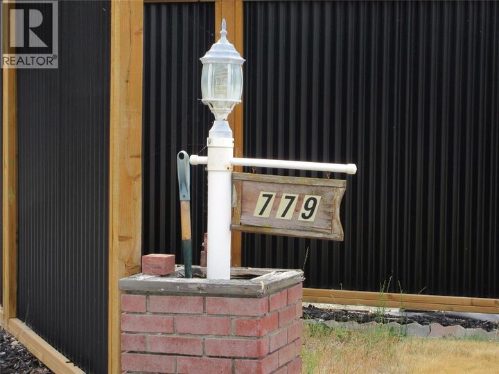 415 Commonwealth Road 779 — photo 1