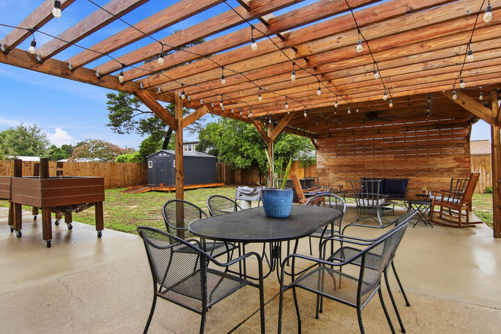Property Photo: 113 Cape Circle FL 32413