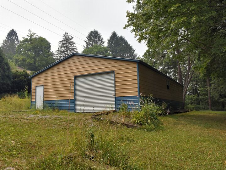 Property Photo:  65-050680 Beatty Avenue  PA 16335 