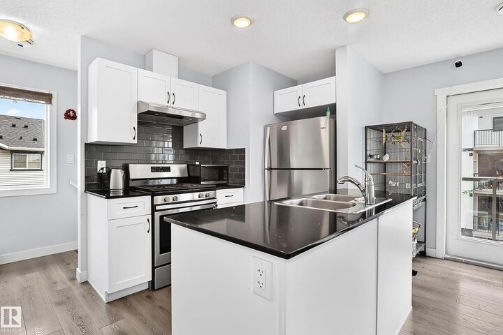 Property Photo: 1530 Tamarack Boulevard NW 72 AB T6T 2E6
