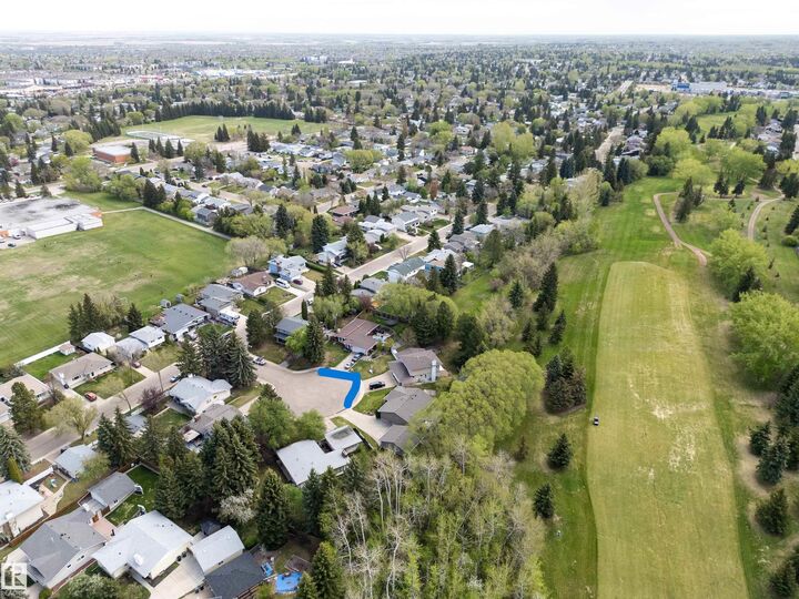 Property Photo: 205 Manor Court AB T8A 0S8
