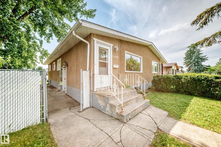Property Photo: 11607 137 Avenue NW AB T5E 1Z6