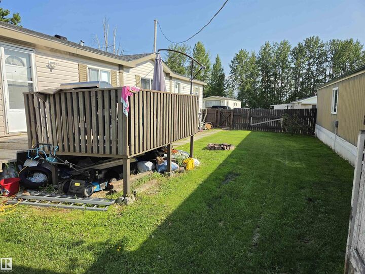 Property Photo:  2251 50 Street 89  AB T7A 1M9 