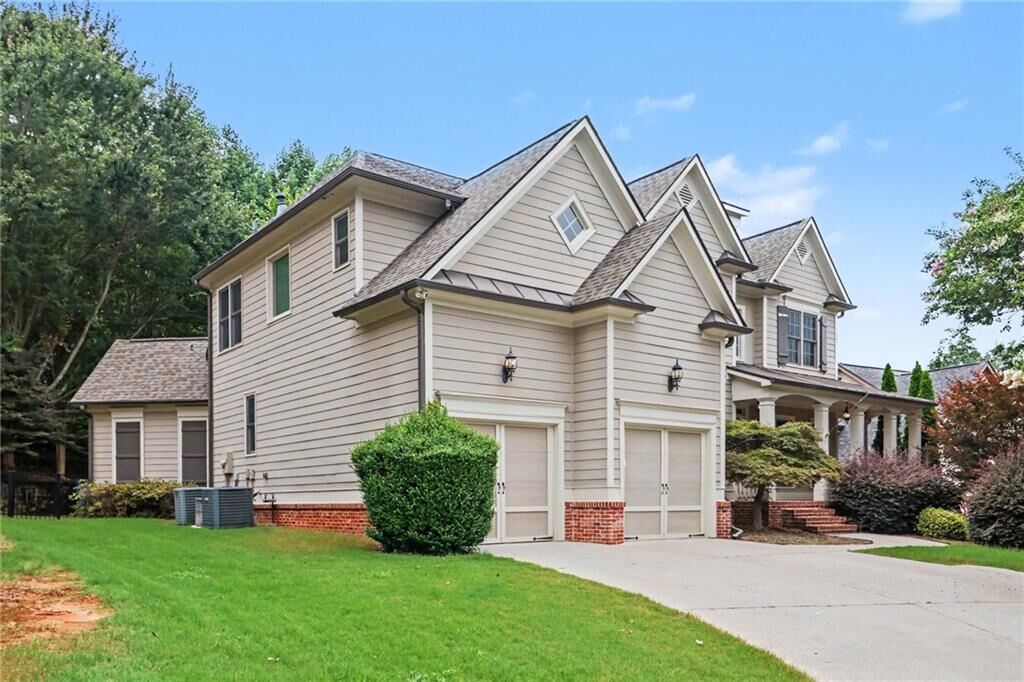 Property Photo:  1762 Country Wood Drive  GA 30548 