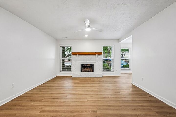 Property Photo:  1001 Lake Pointe Circle  GA 30075 