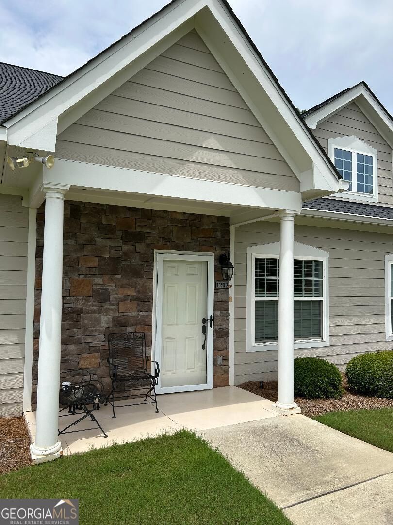 Property Photo: 1202 Village Boulevard SE GA 30161