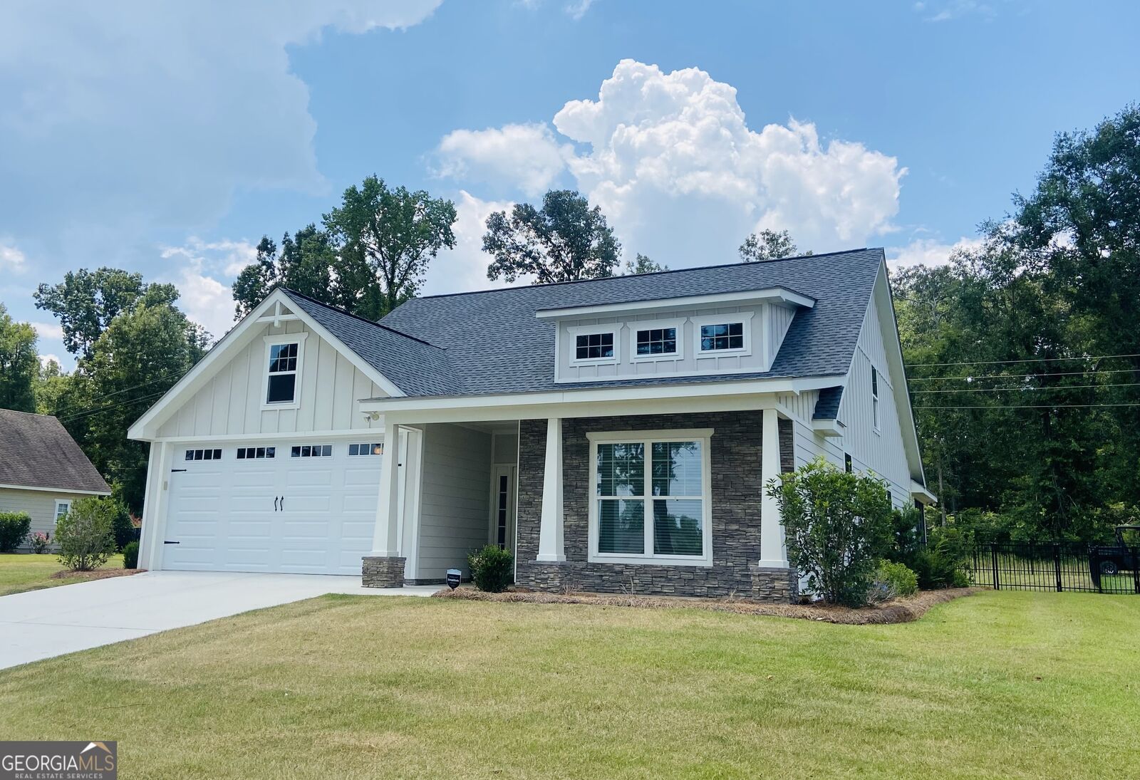Property Photo:  203 Cherokee Rose Circle  GA 31021 