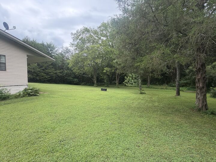 Property Photo: 8732 Old State Highway 28 TN 37367