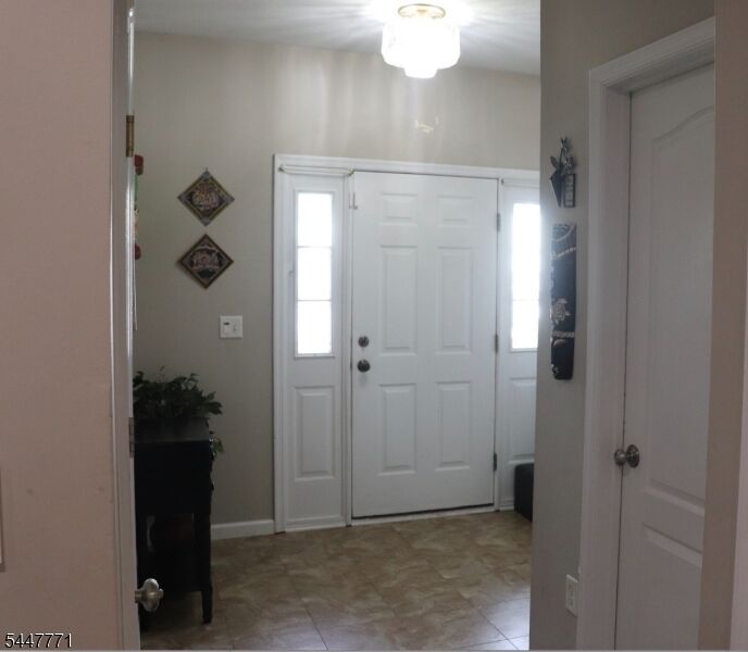 Property Photo:  1509 Pisaniello Ct  NJ 07080 