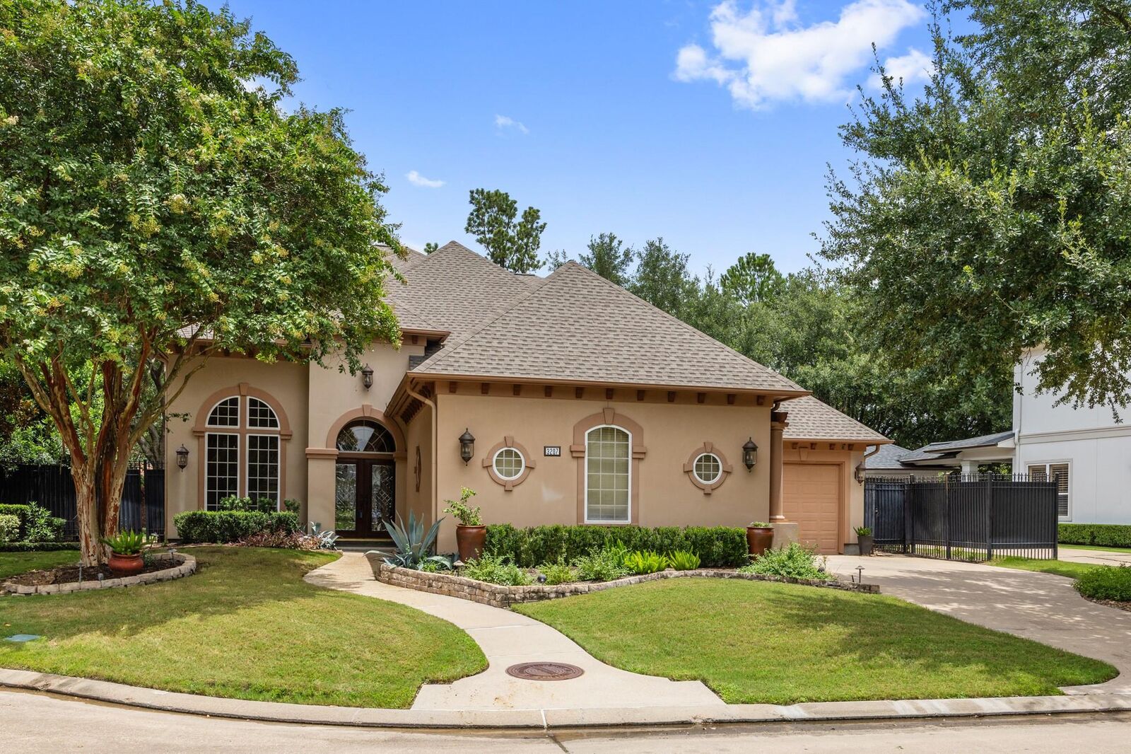 Property Photo: 3207 Loblolly Pines Way TX 77082
