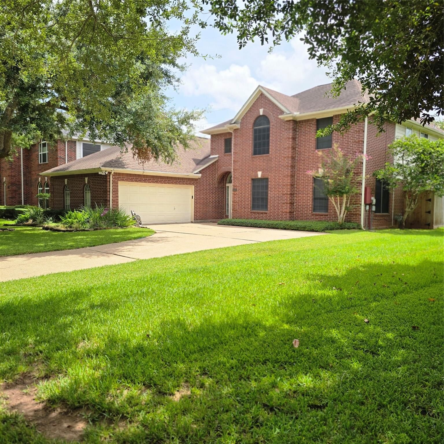 Property Photo: 2431 Oyster Loop Drive TX 77478
