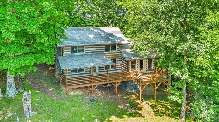 Property Photo: 381 Yellow Bear Road NC 28684