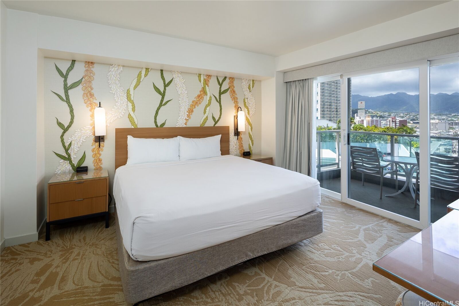 Property Photo: 410 Atkinson Drive 1027 HI 96814