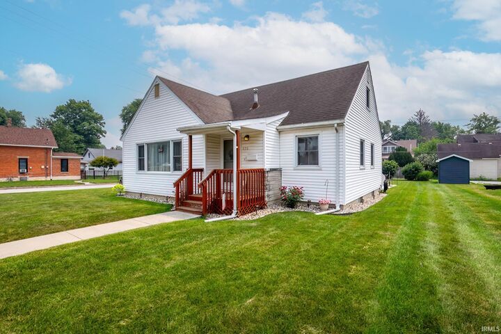 Property Photo: 950 Powers Street IN 46774