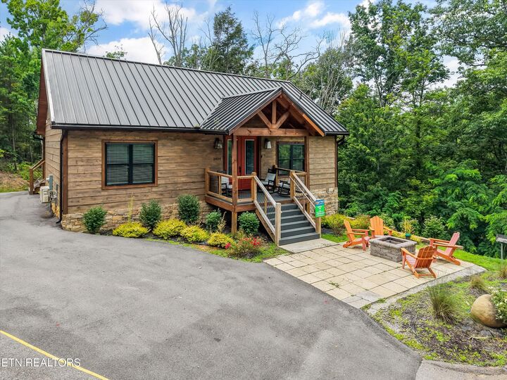 Property Photo: 2930 Lighting Strike Drive TN 37876