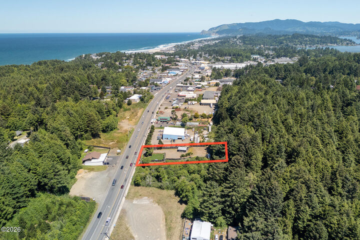 Property Photo: 2204 SE Highway 101 OR 97367