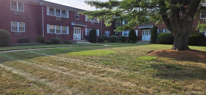 Property Photo:  237 N Middletown Road H  NY 10965 