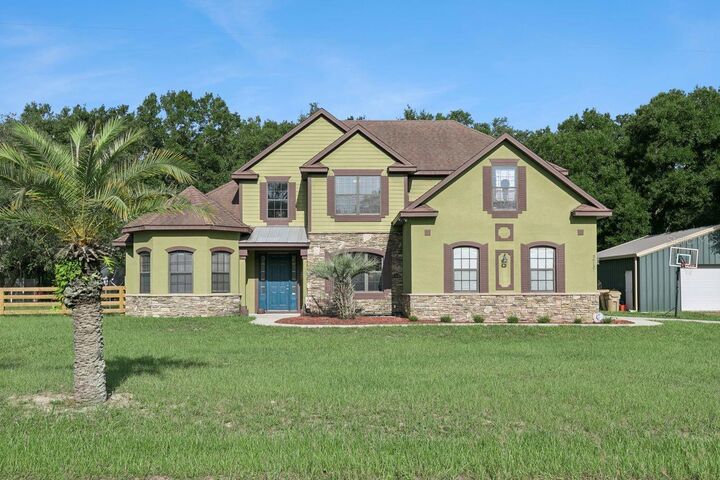 Property Photo:  36137 Mattawan Drive  FL 32736 