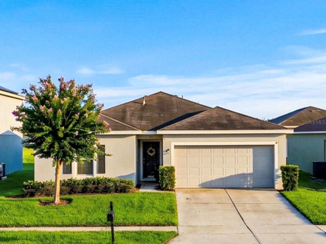 Property Photo:  256 Oleander Street  FL 33881 