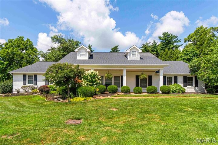 Property Photo:  1831 Camberly Road  MO 63131 