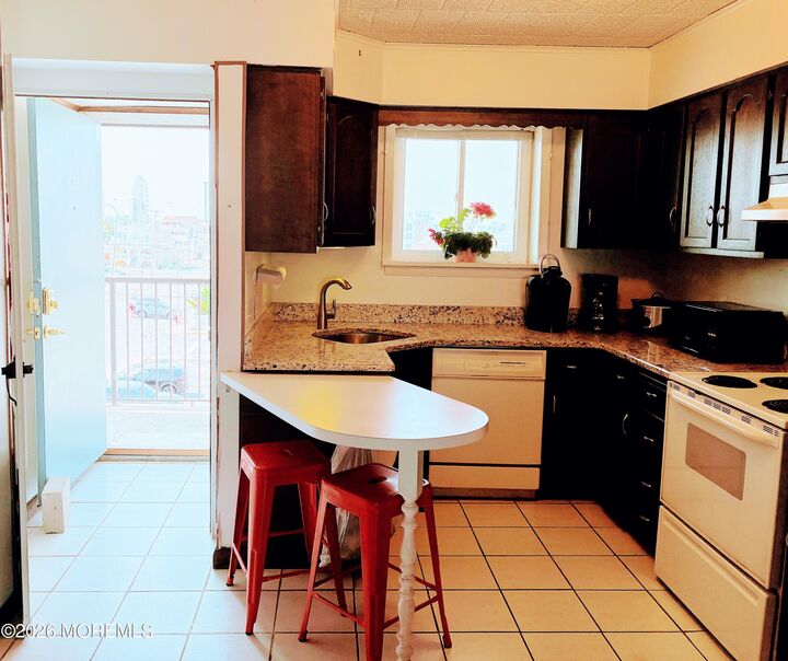 Property Photo: