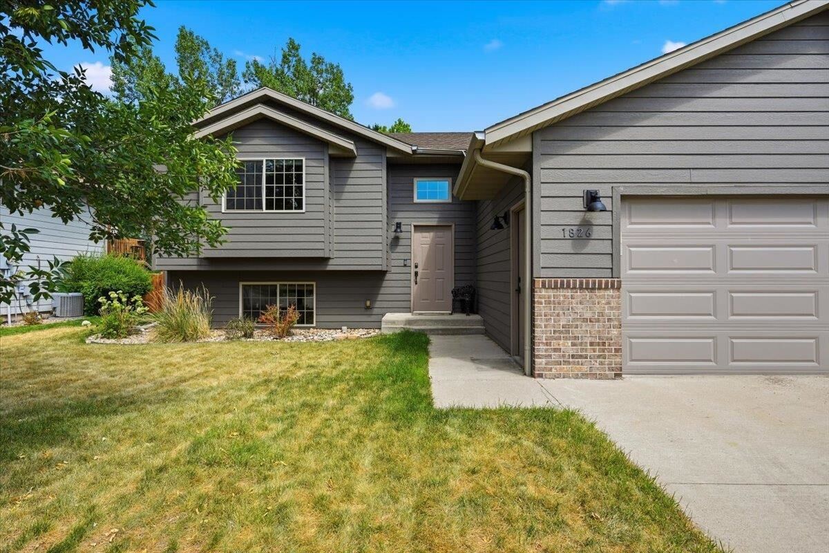 Property Photo:  1826 Sugar Creek Place  SD 57783 