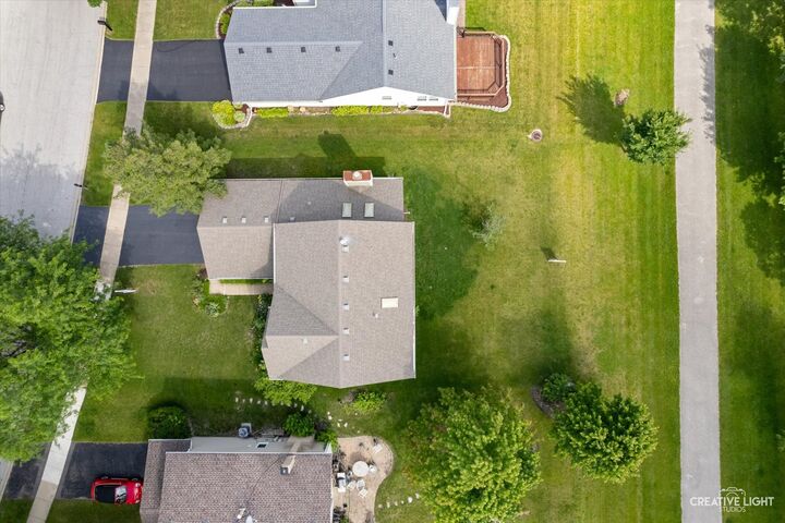 Property Photo: 78 Forestview Lane IL 60502