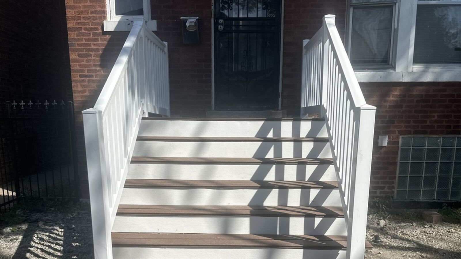 Property Photo: 6515 S Artesian Avenue IL 60629