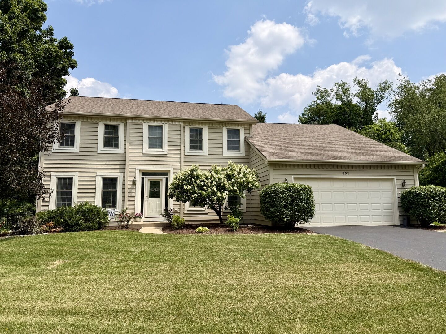Property Photo: 832 Wexford Court IL 60540