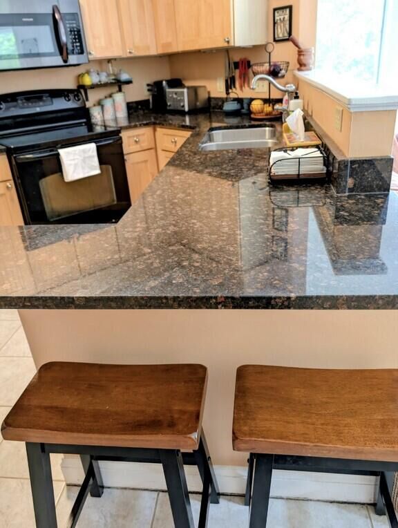 Property Photo: 13 Back Cove Estates Road 13 ME 04103