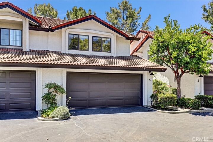 Property Photo: 6 Shadow Hill CA 92653